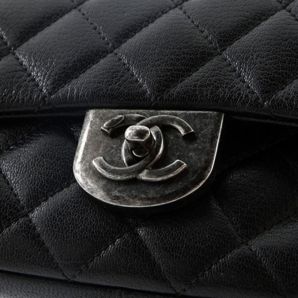 Chanel Double Carry Chain Waist Bag Quilted Goatskin Small Black - Picture 8 of 9